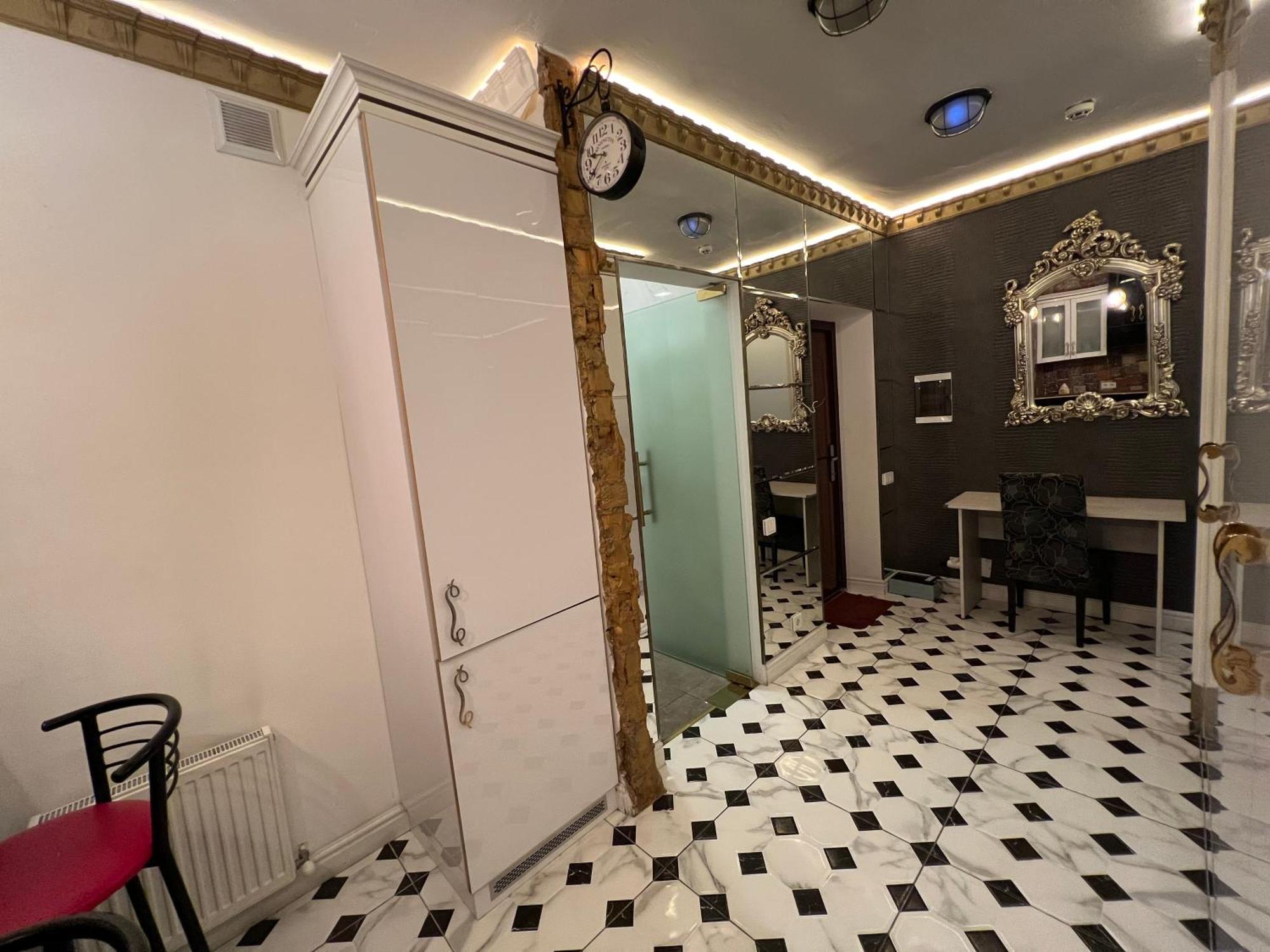 2 Bedrooms Heart Of City Center キシナウ エクステリア 写真