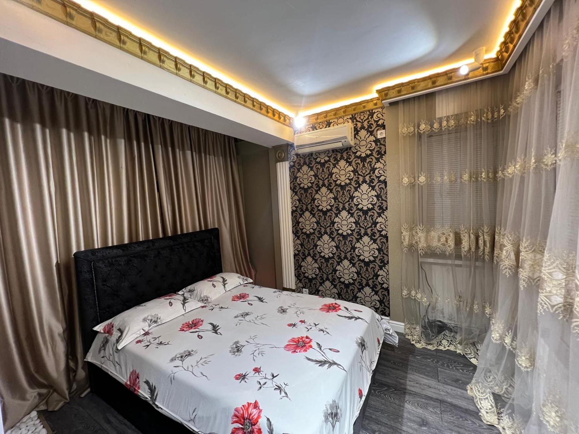 2 Bedrooms Heart Of City Center キシナウ エクステリア 写真